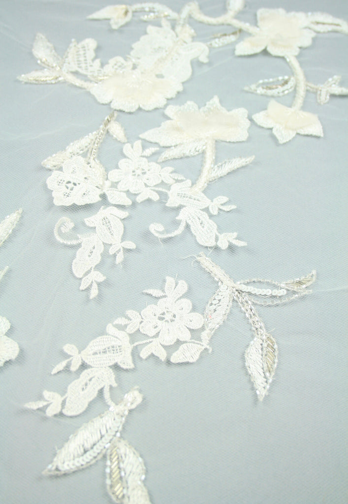 3D Delicate White Lace Wedding Applique