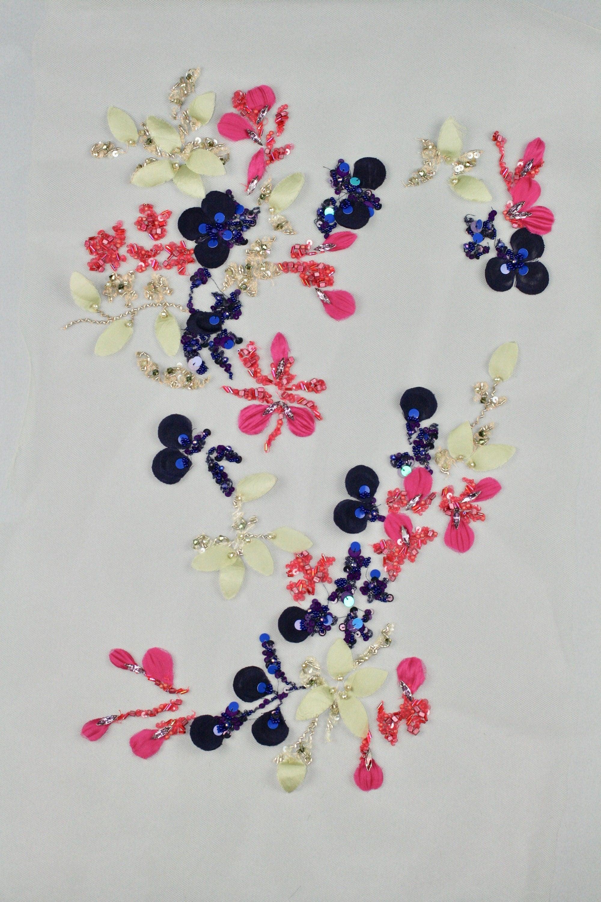 B109 - Fuchsia & Navy Beaded Floral Applique - Moda Artisans