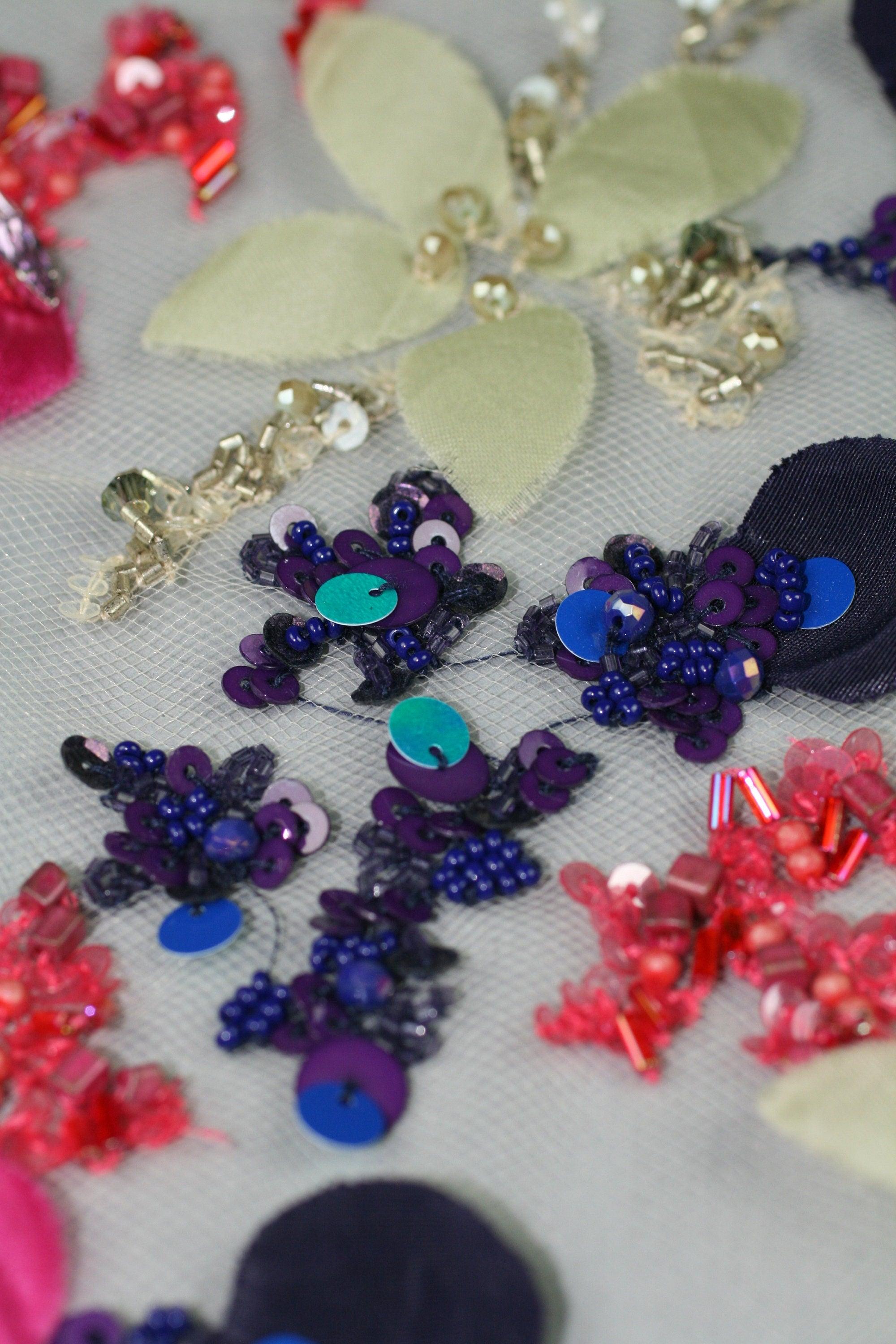 B109 - Fuchsia & Navy Beaded Floral Applique - Moda Artisans