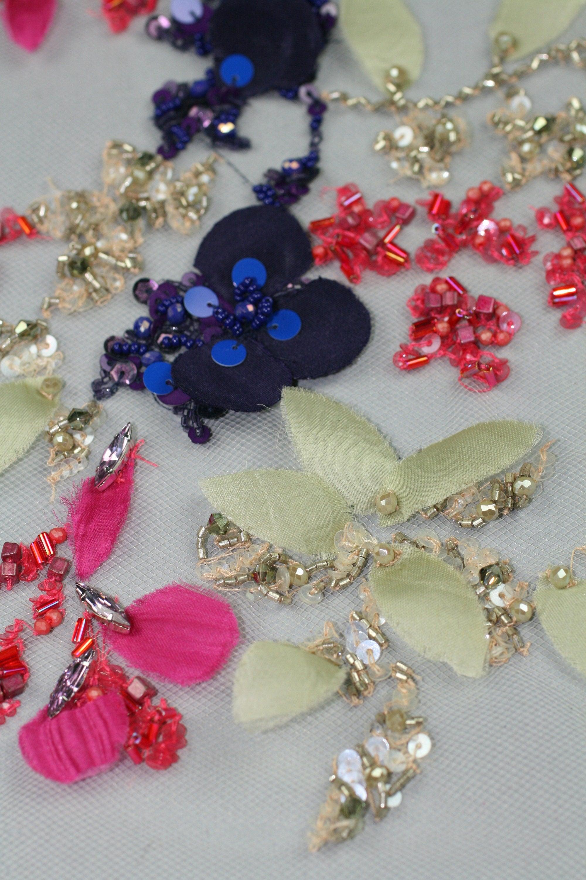 B109 - Fuchsia & Navy Beaded Floral Applique - Moda Artisans