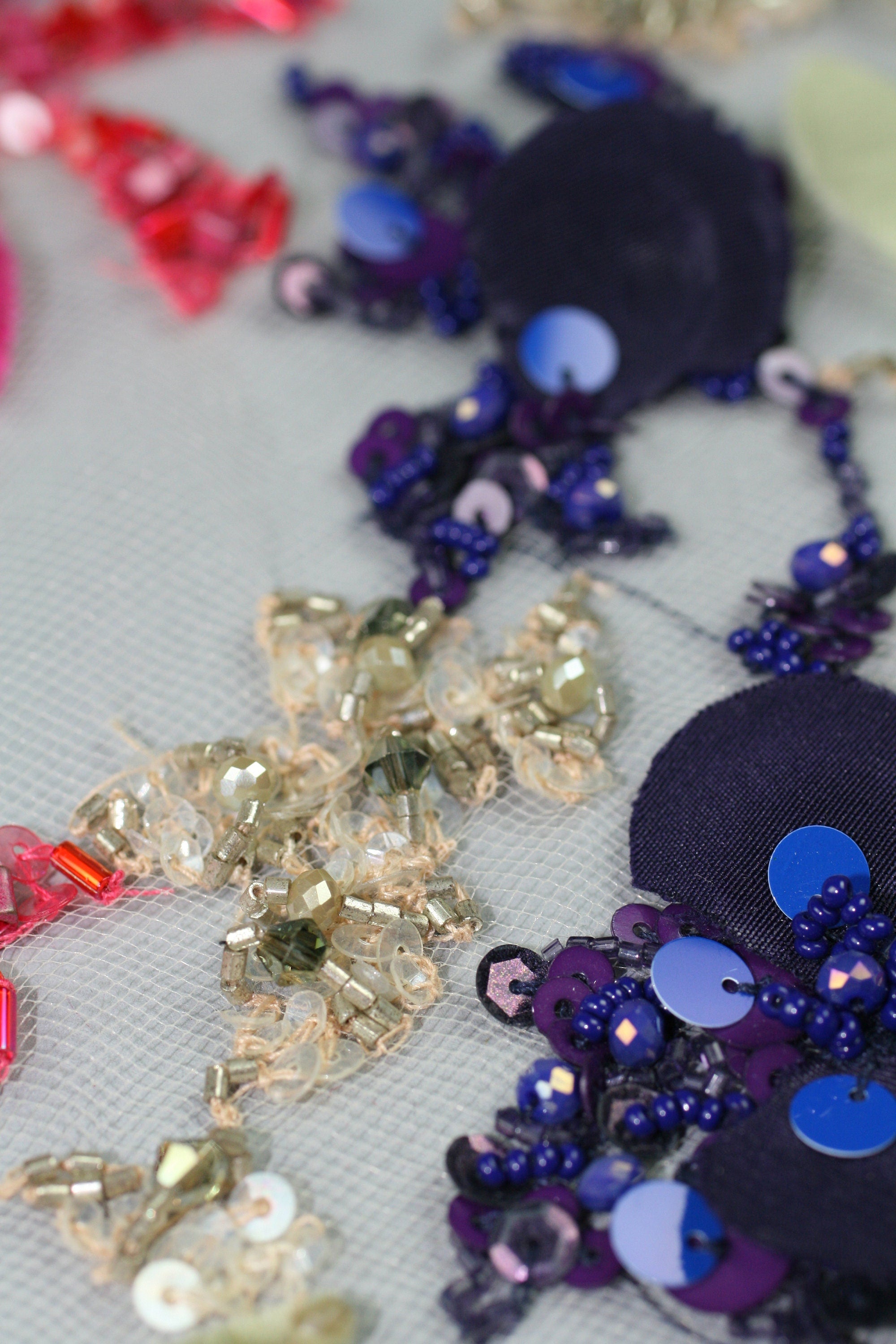 B109 - Fuchsia & Navy Beaded Floral Applique