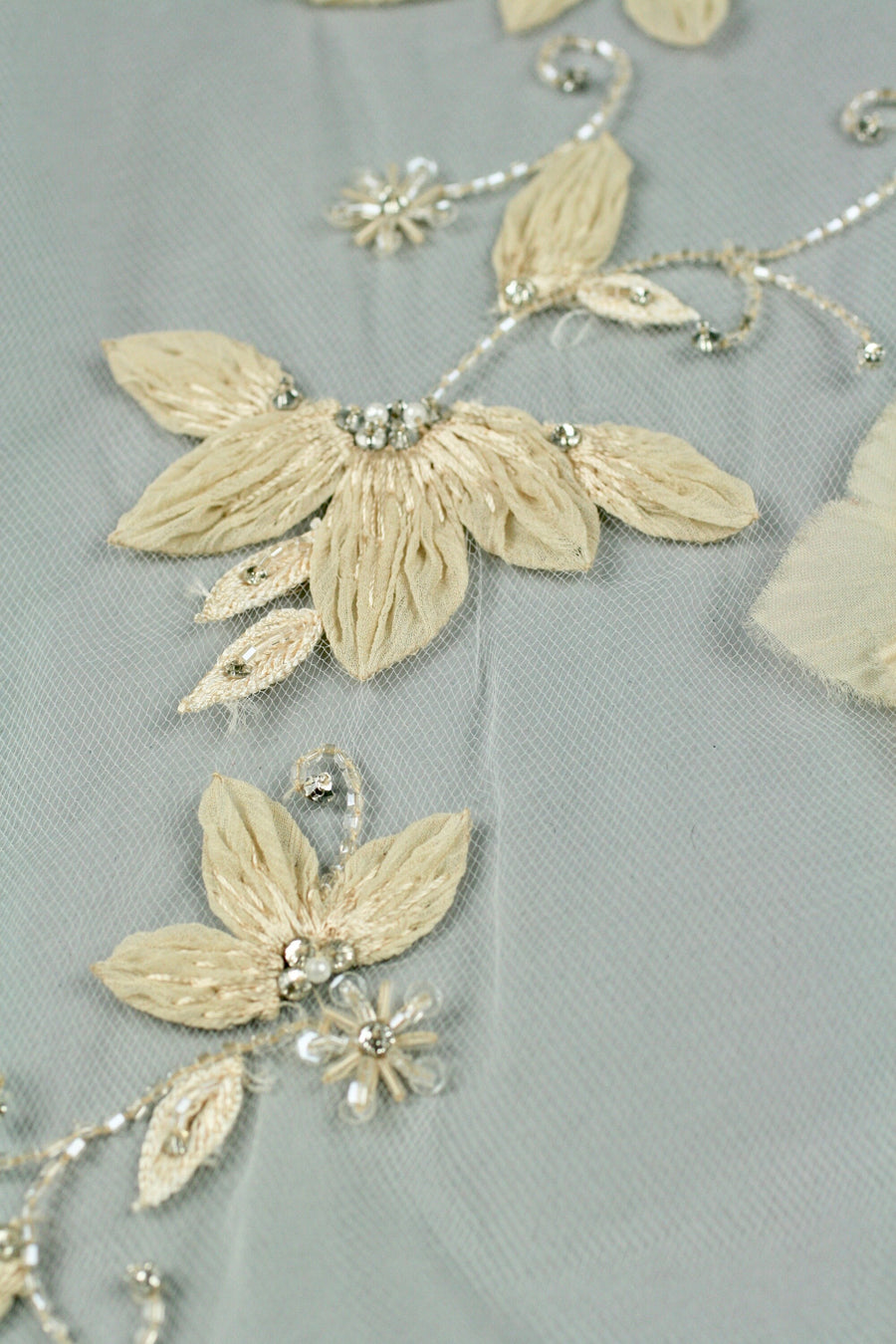 C112 - Champagne Gold Floral Applique