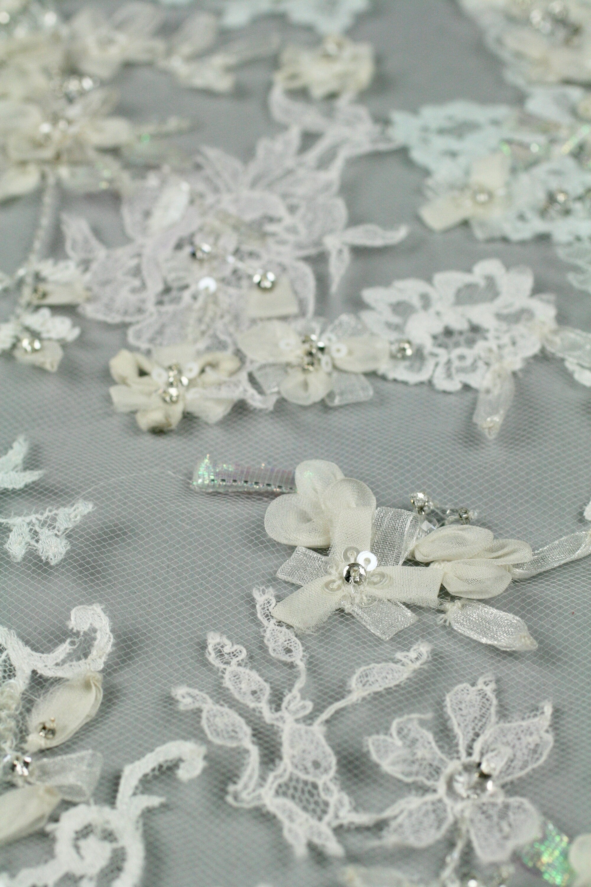 C104 - Chantilly Lace Wedding Panel