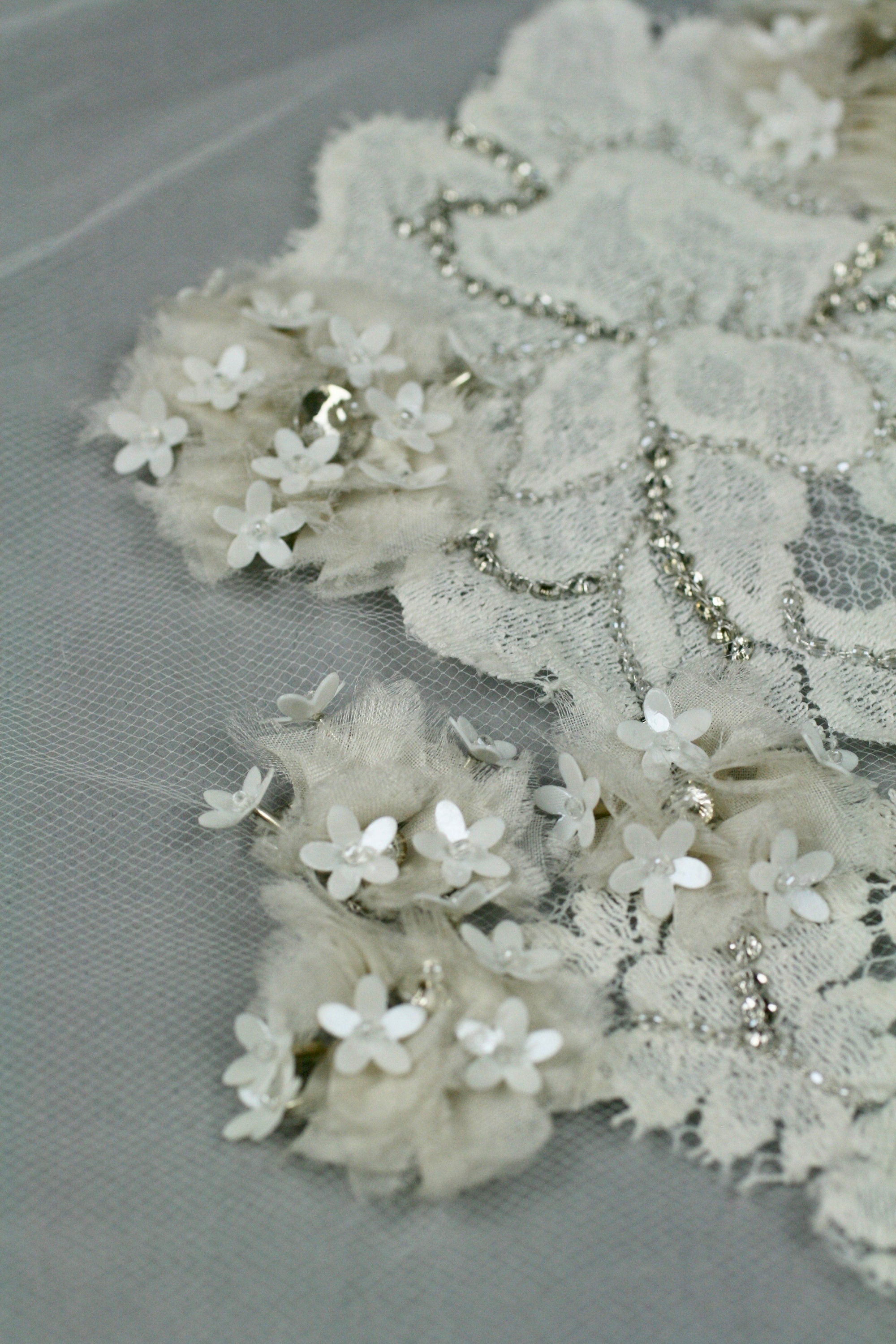 3D Ornate Flowering Bridal Applique