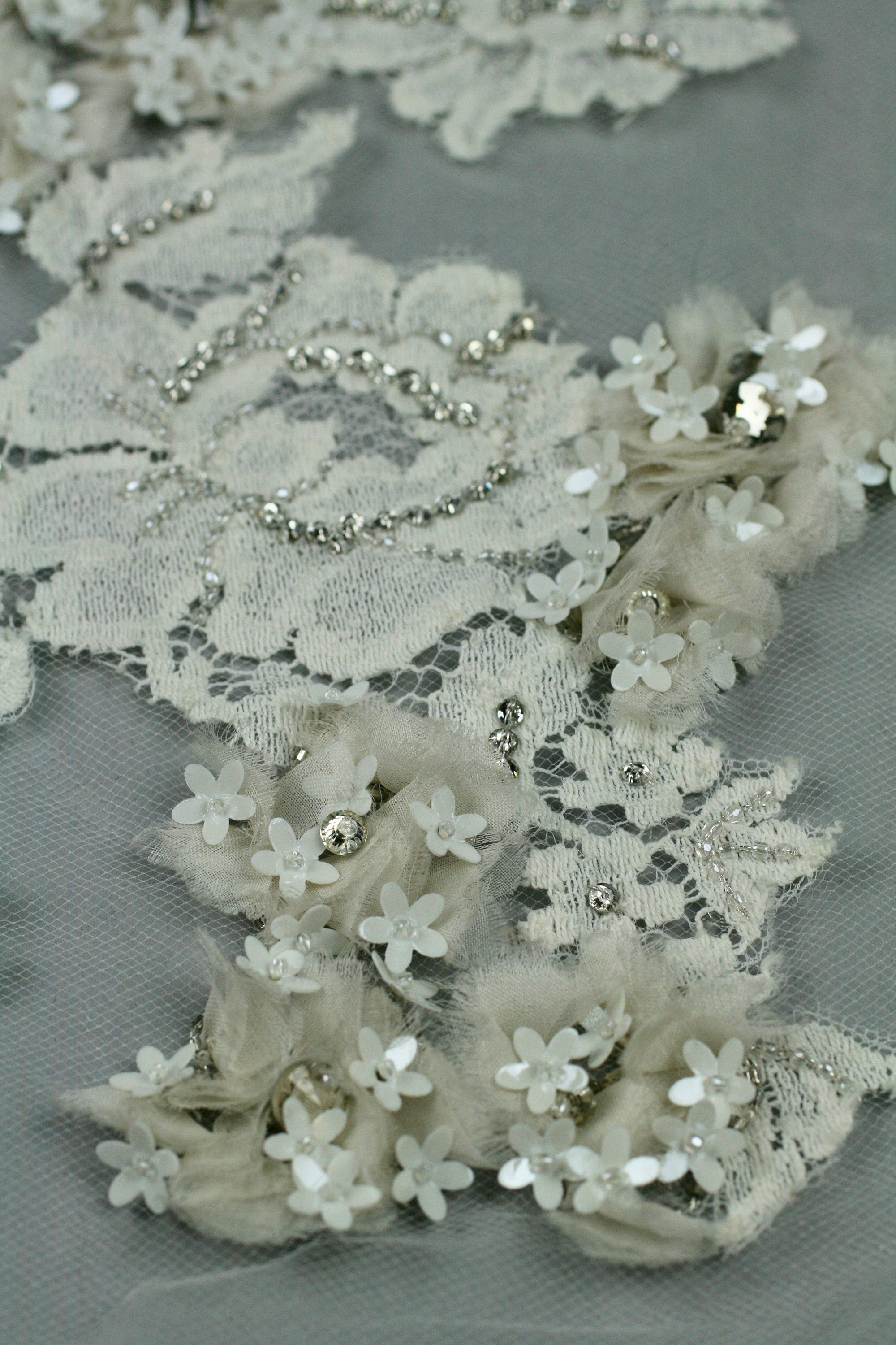 3D Ornate Flowering Bridal Applique