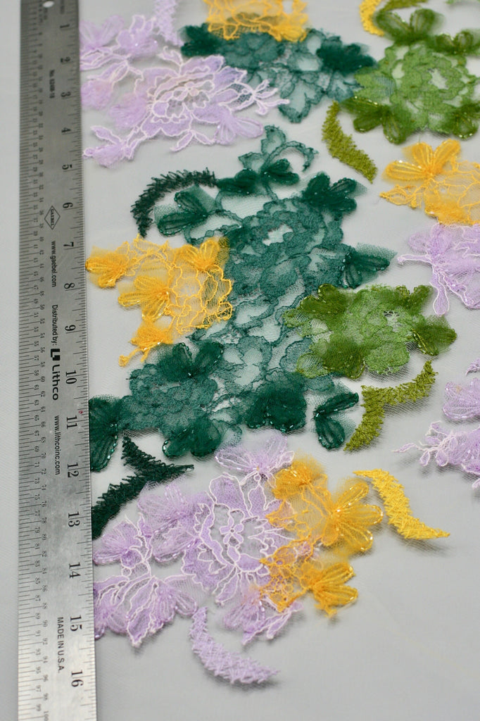 3D Floral Chantilly Lace Applique