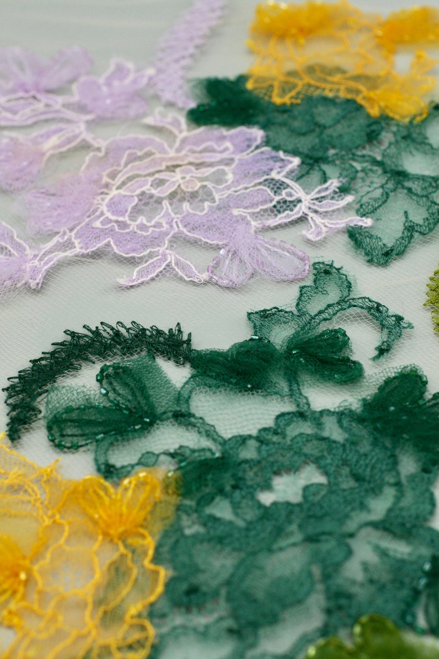 3D Floral Chantilly Lace Applique