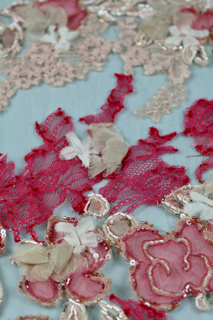 C117 - Chantilly Lace Floral Applique