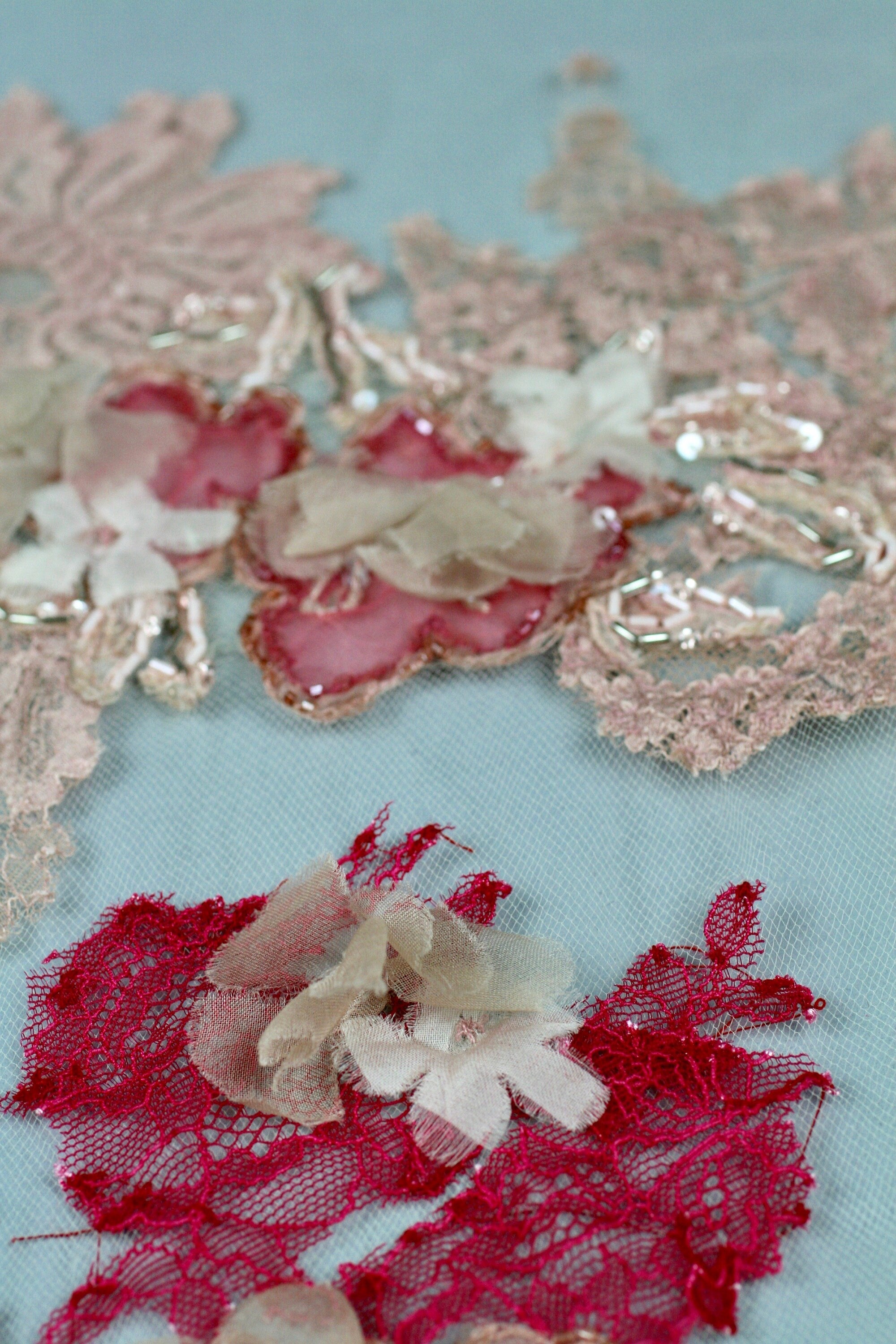 C117 - Chantilly Lace Floral Applique