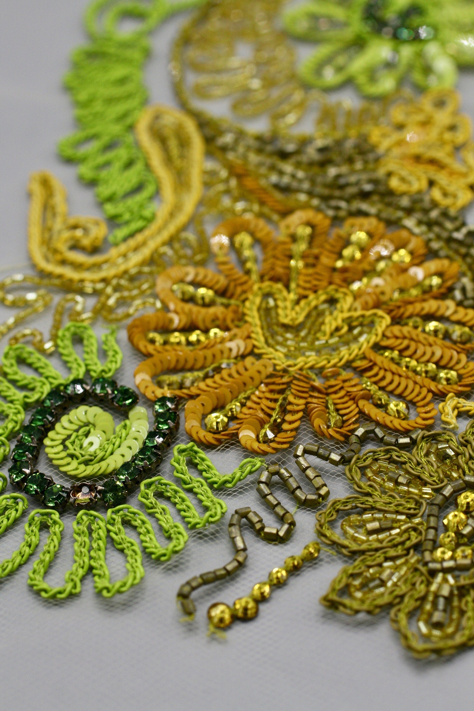 A112 - Kiwi & Copper Beaded Applique