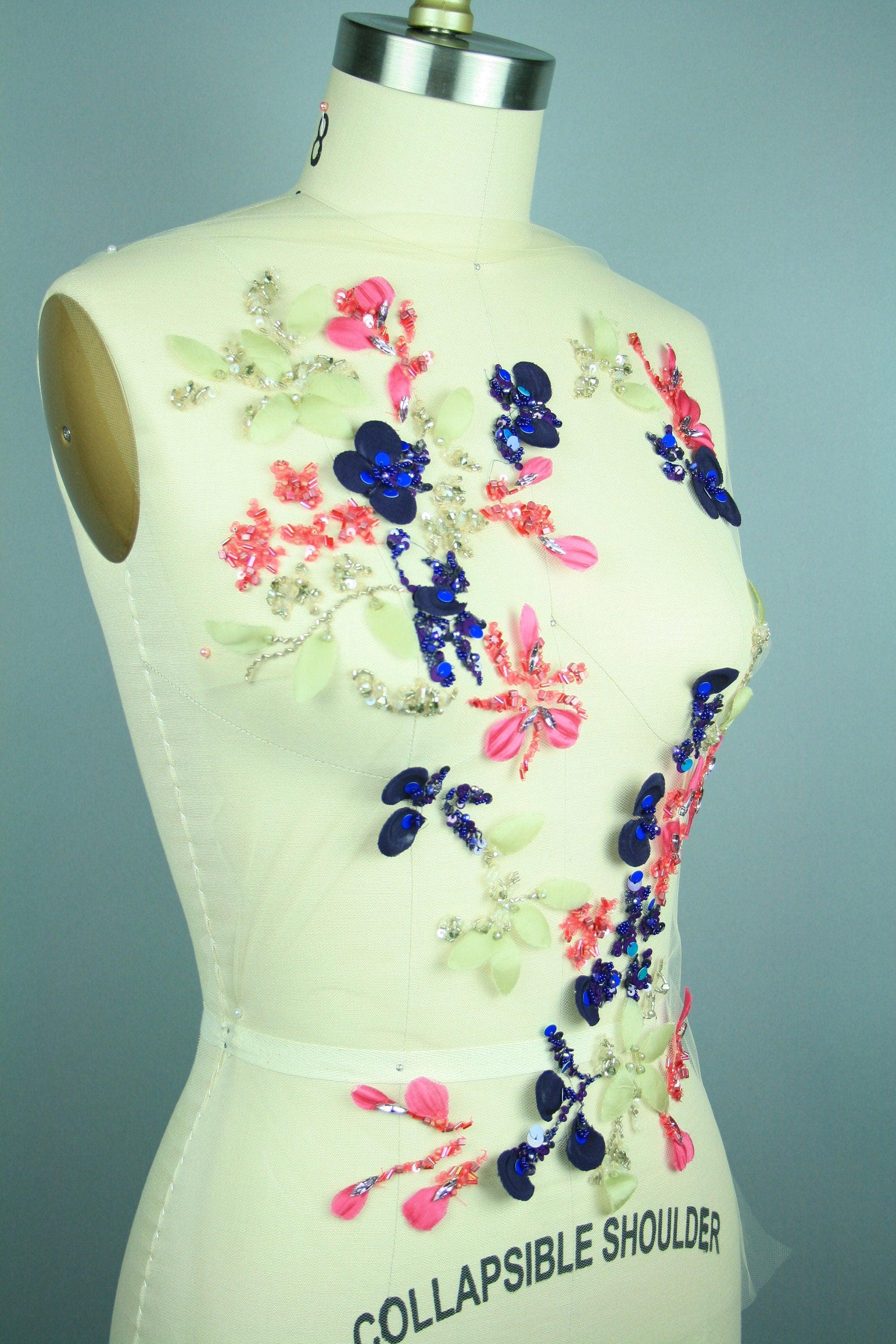 B109 - Fuchsia & Navy Beaded Floral Applique - Moda Artisans