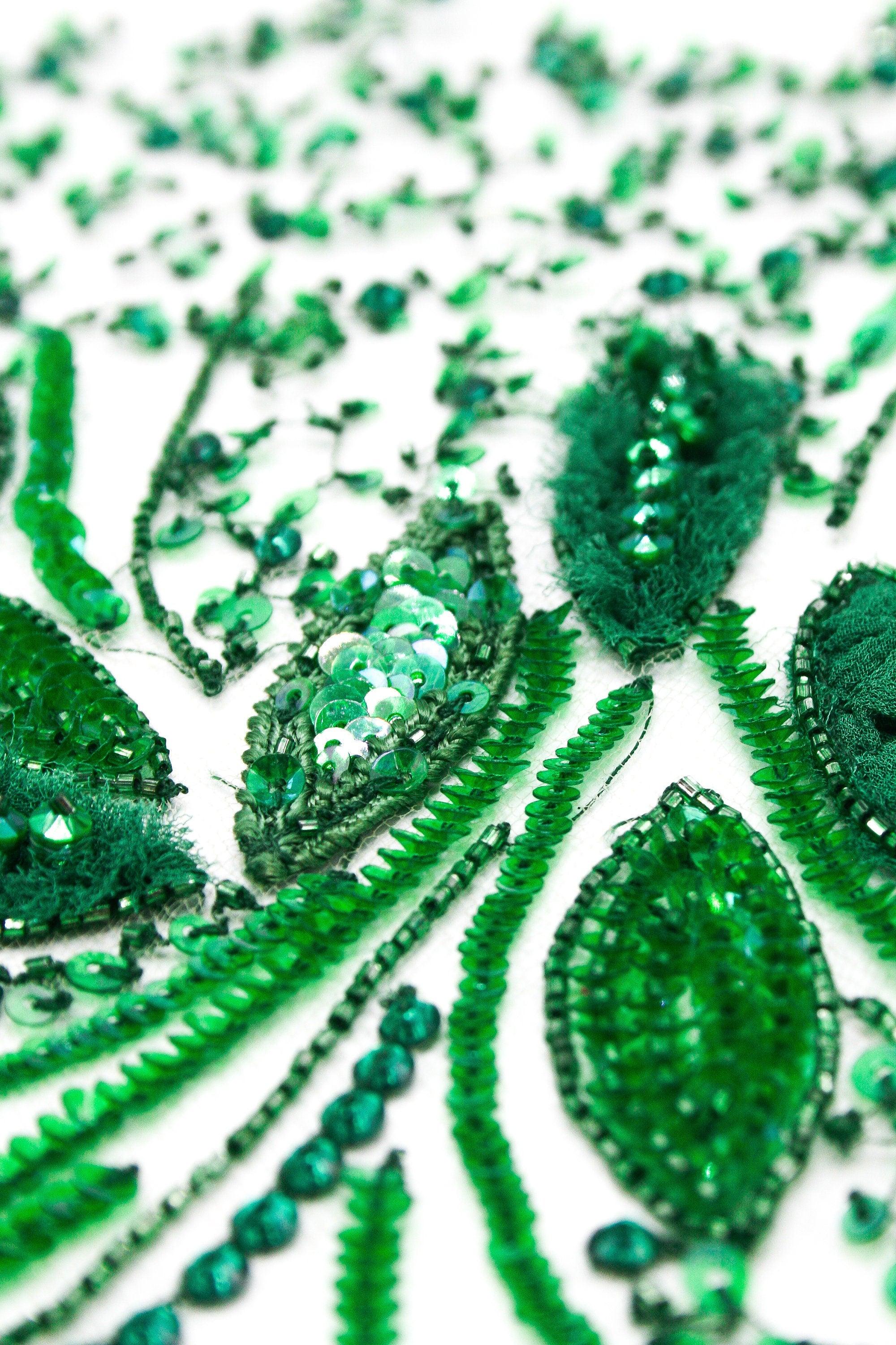 A105 - Emerald Green Sequin Applique - Moda Artisans
