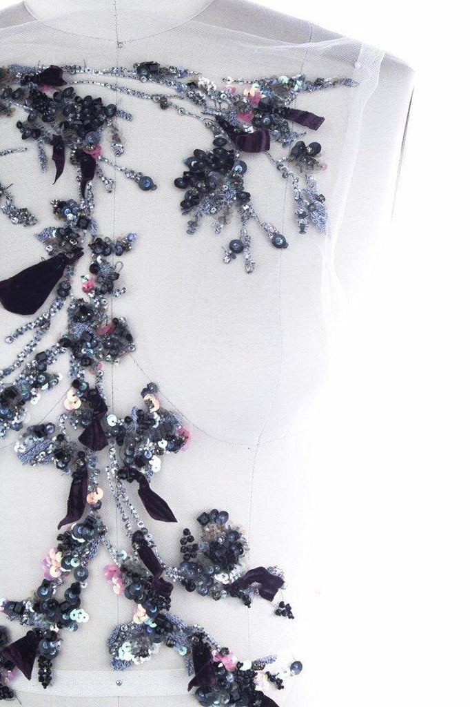 A119 - Floral Applique with Velvet Petals - Moda Artisans