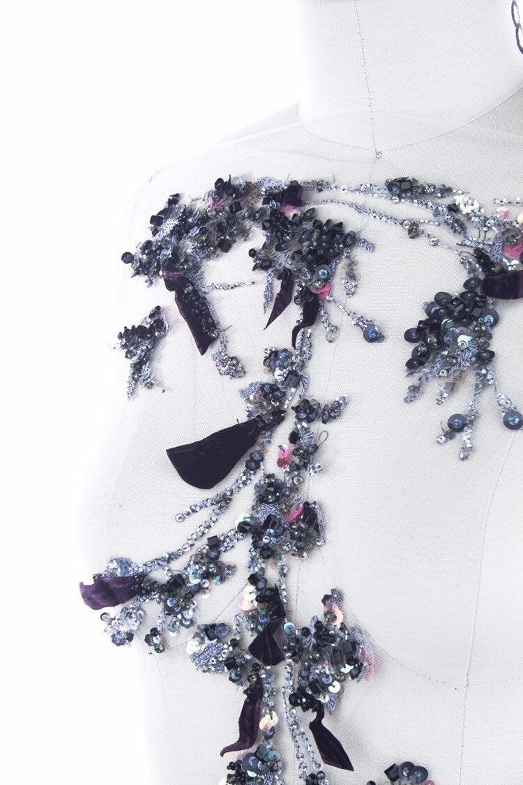 A119 - Floral Applique with Velvet Petals - Moda Artisans