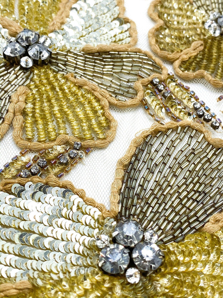 A132 - Silver & Champagne Sequined Floral Applique - Moda Artisans
