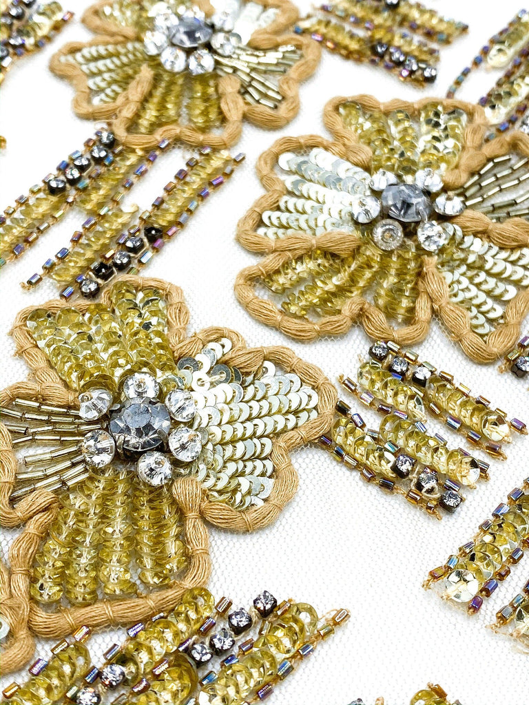 A132 - Silver & Champagne Sequined Floral Applique - Moda Artisans