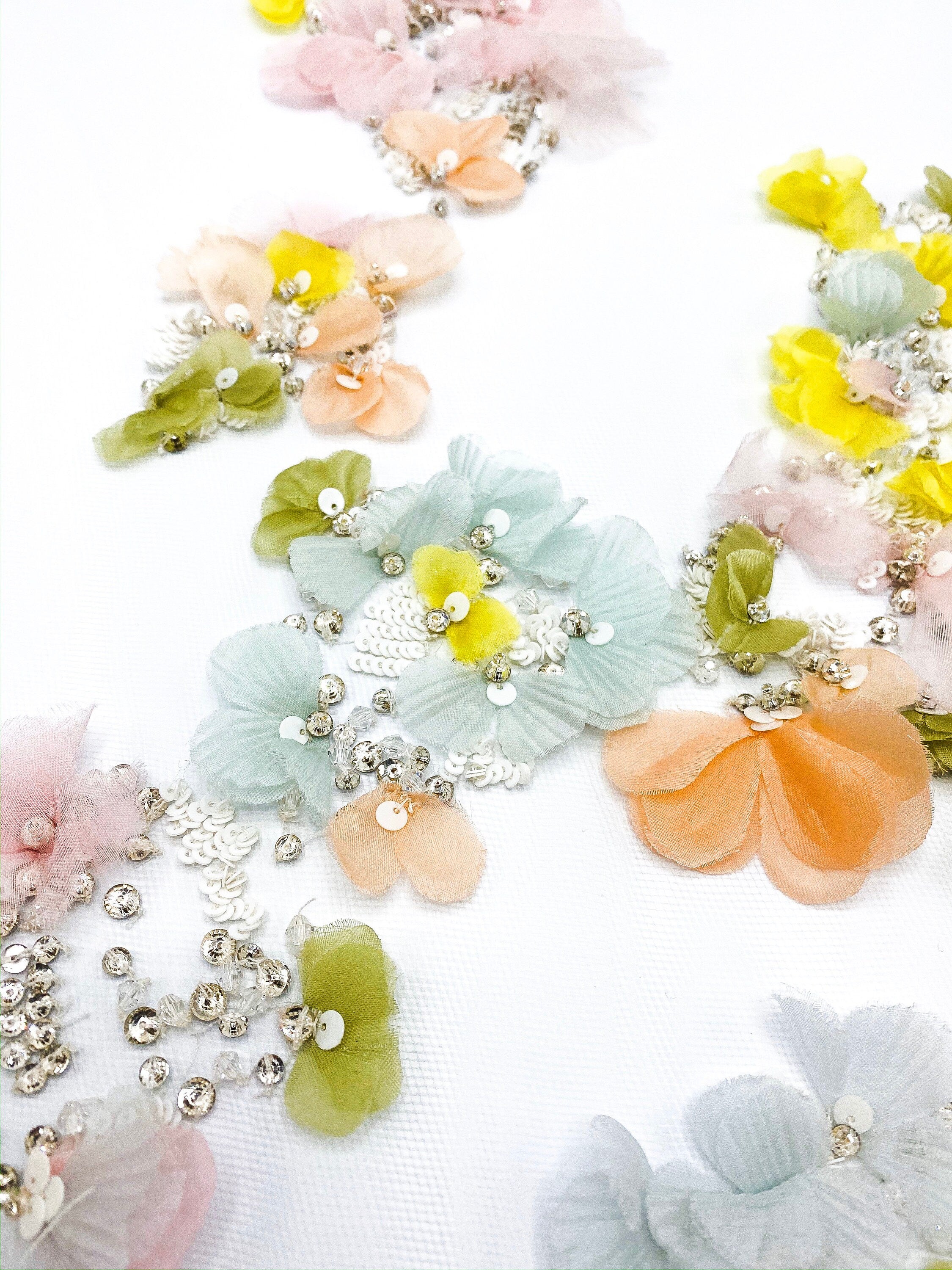 B102 - Light Pastel Floral Applique