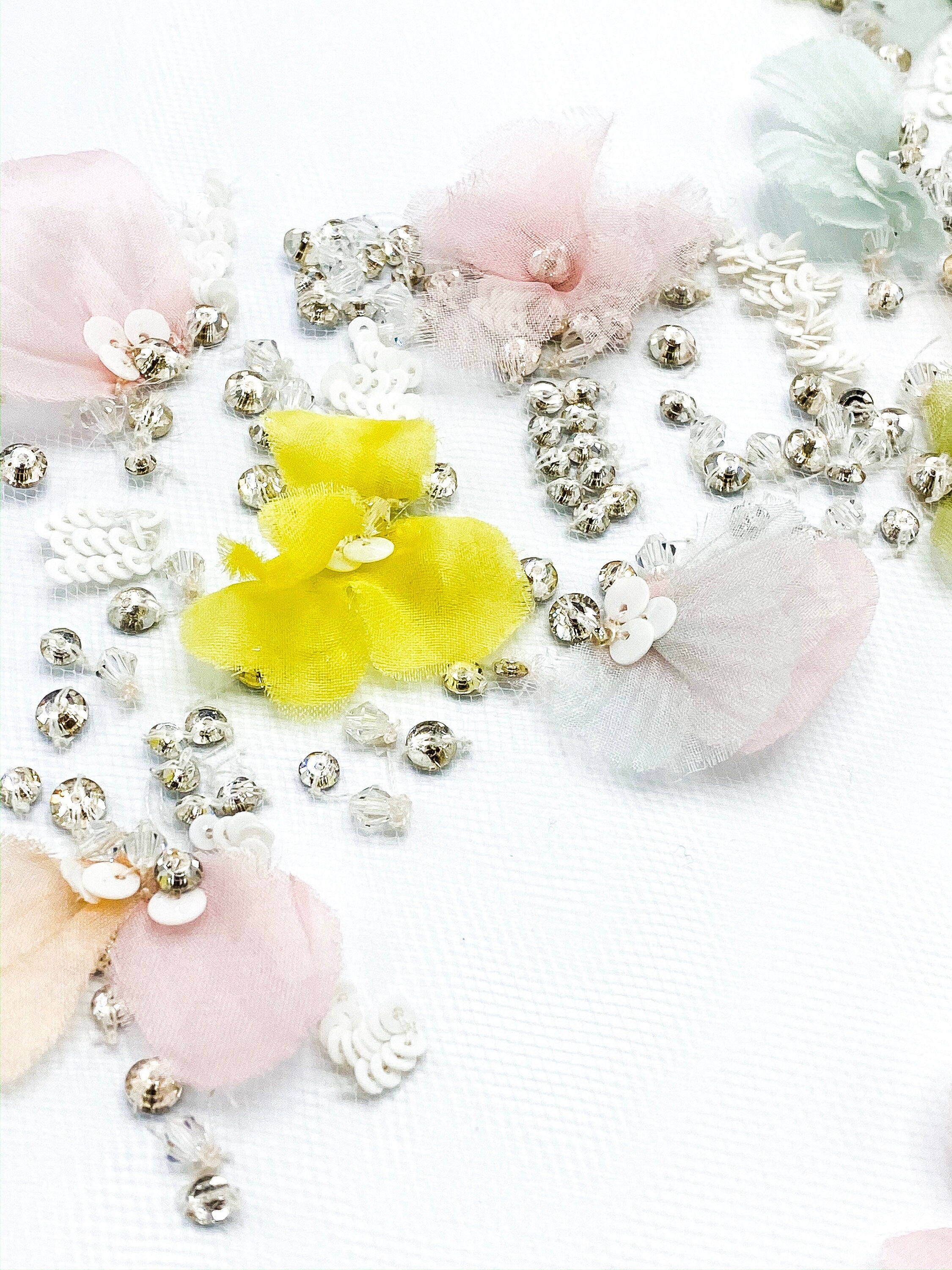 B102 - Light Pastel Floral Applique