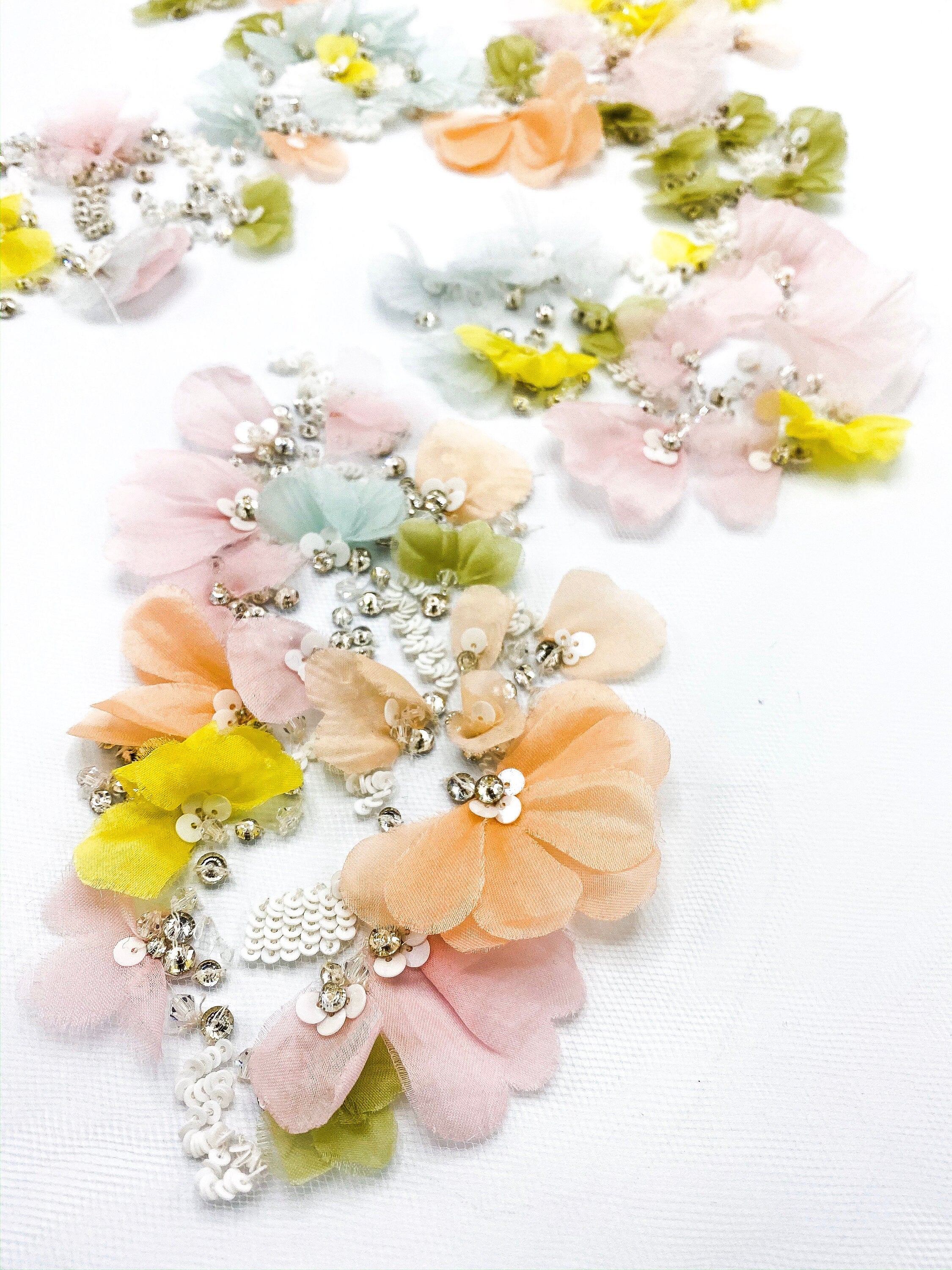 B102 - Light Pastel Floral Applique