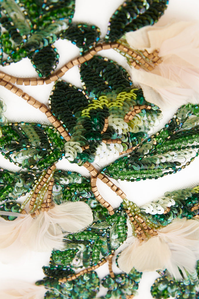 A127 - Feathered Silk Floral Vine Applique
