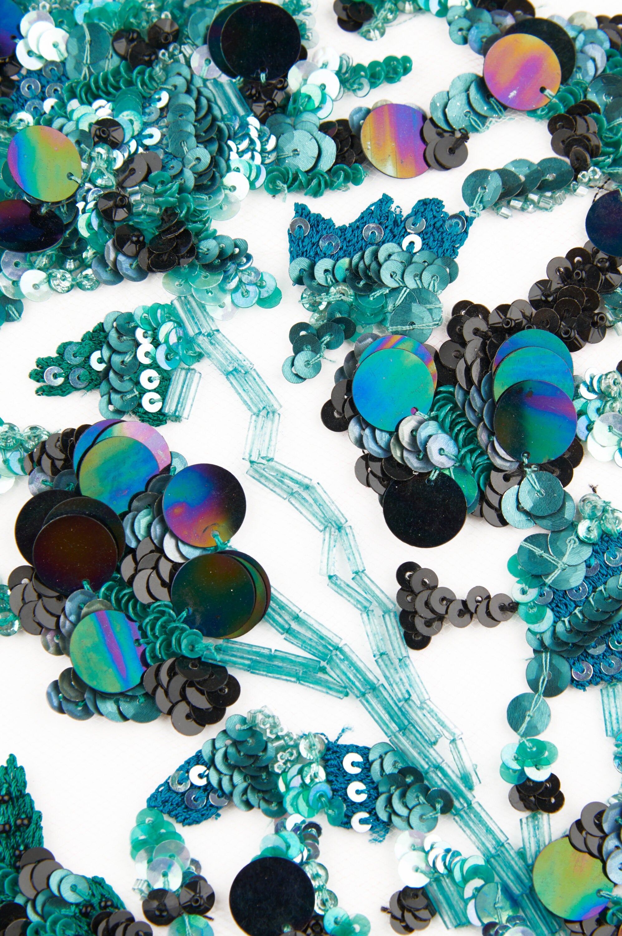 A136 - Prismatic Sequin Applique