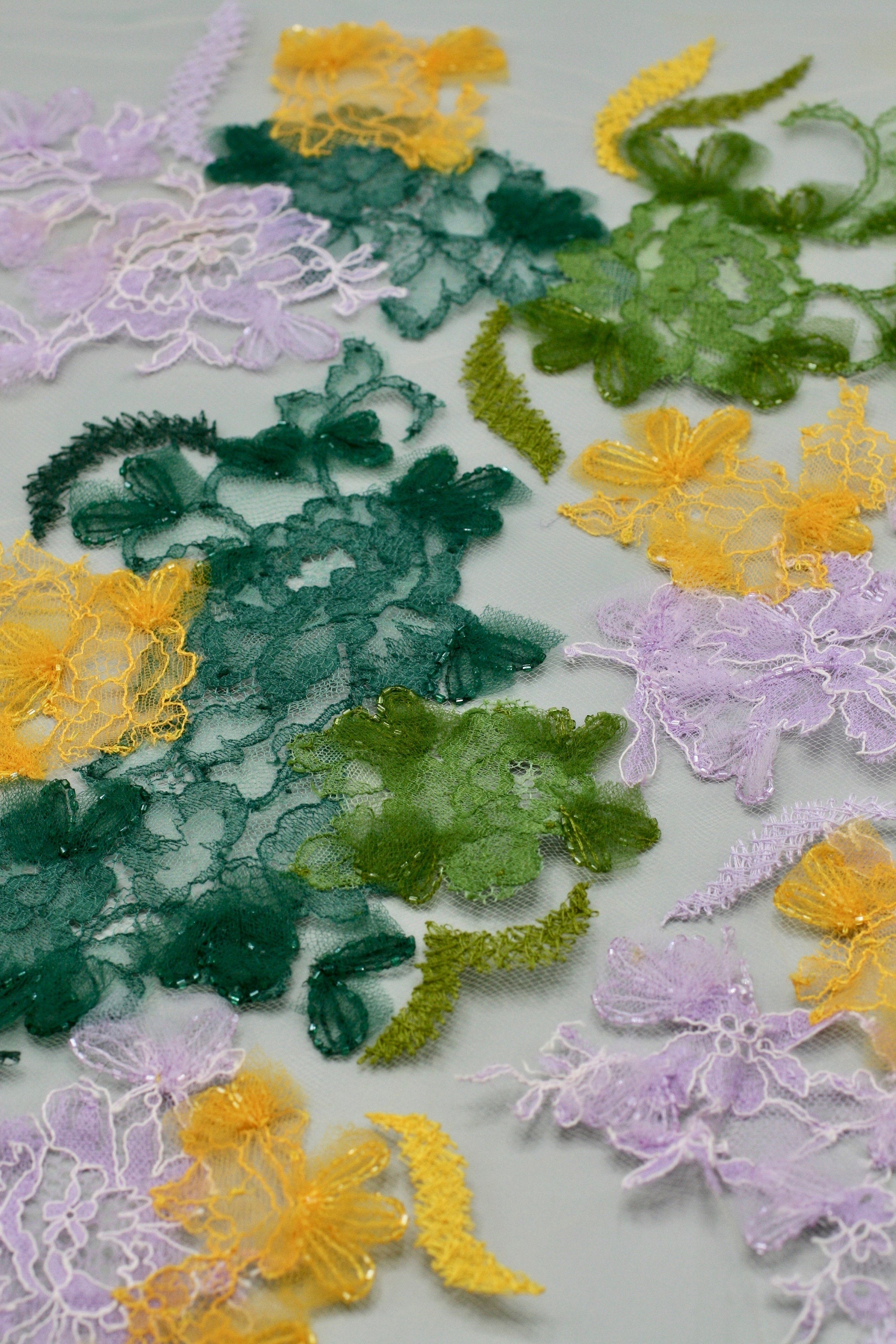 3D Floral Chantilly Lace Applique