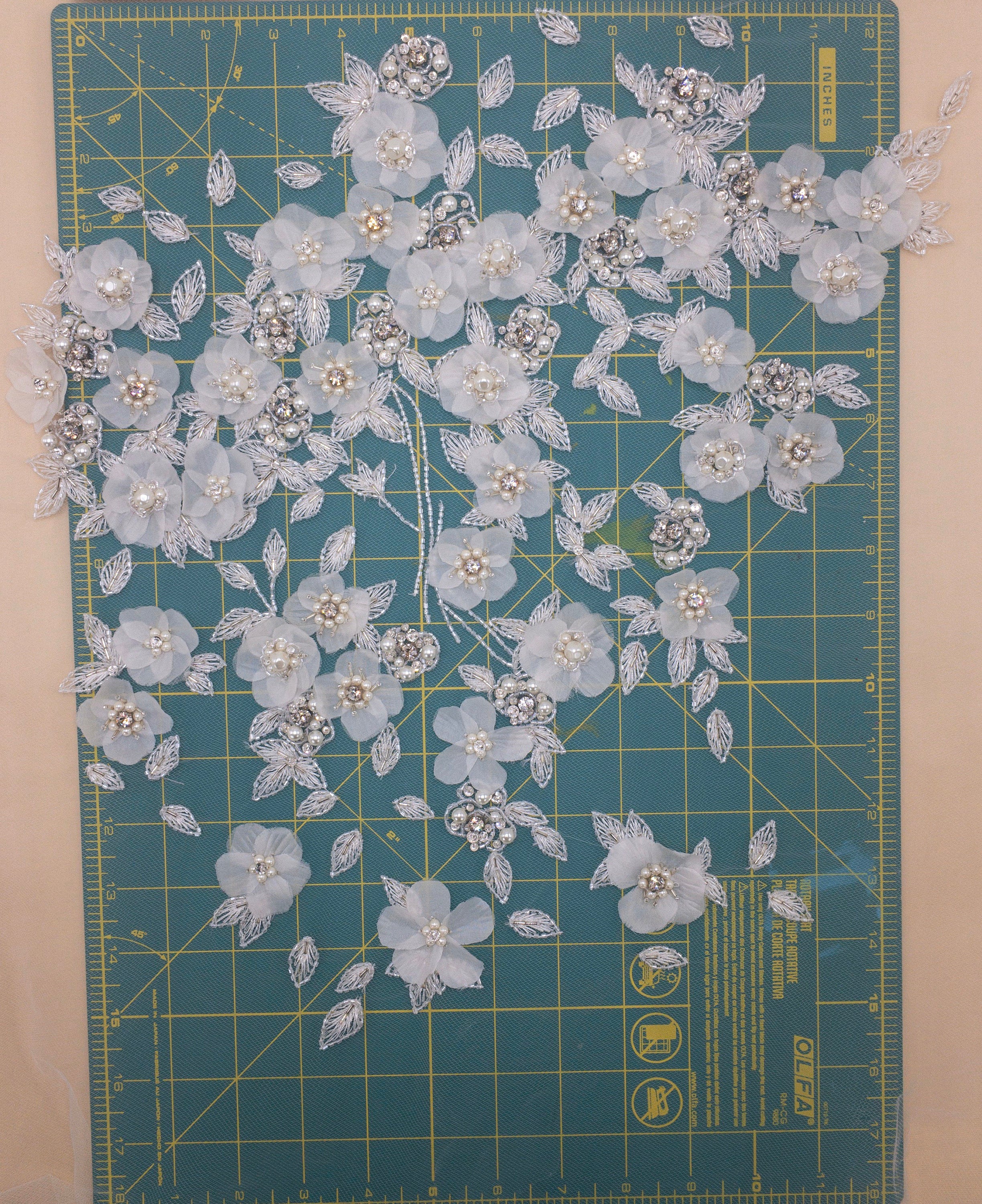 C118 - Bridal Allover Floral Applique